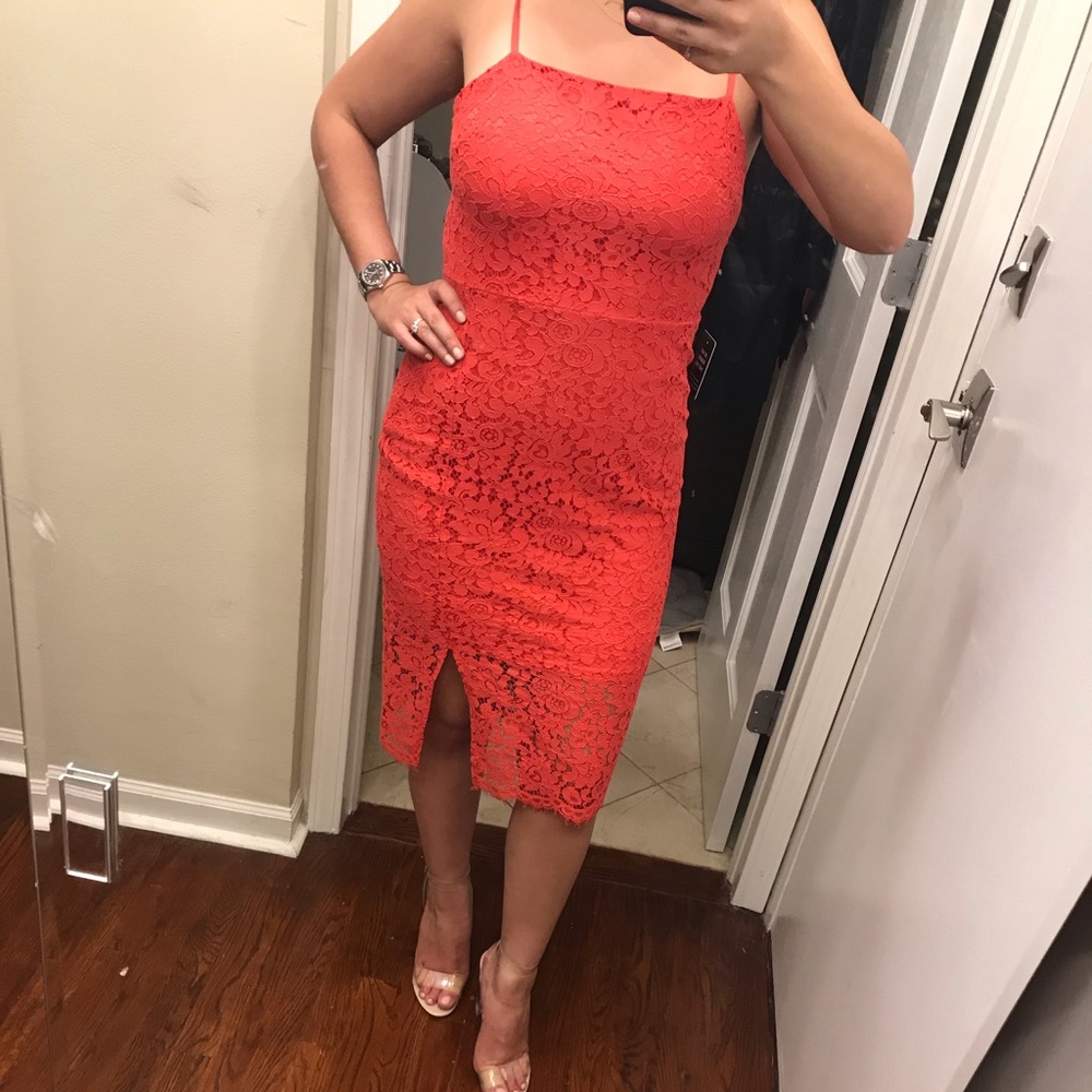 Express Lace Midi Dress